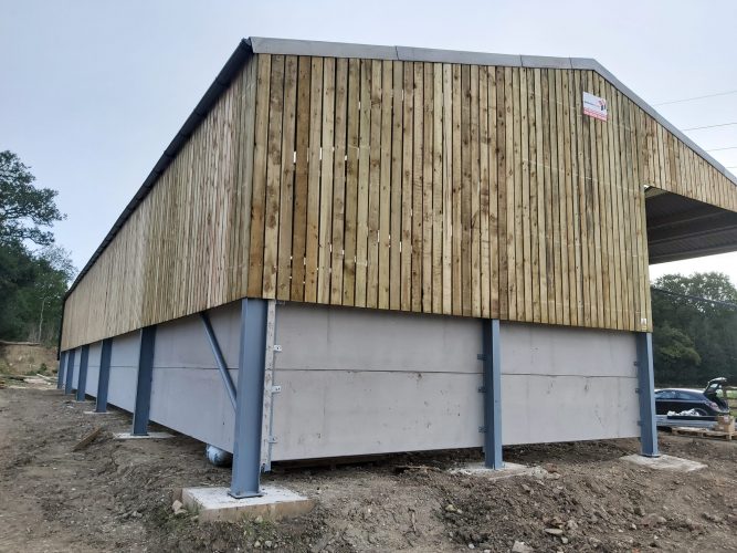 2M high Concrete Panels